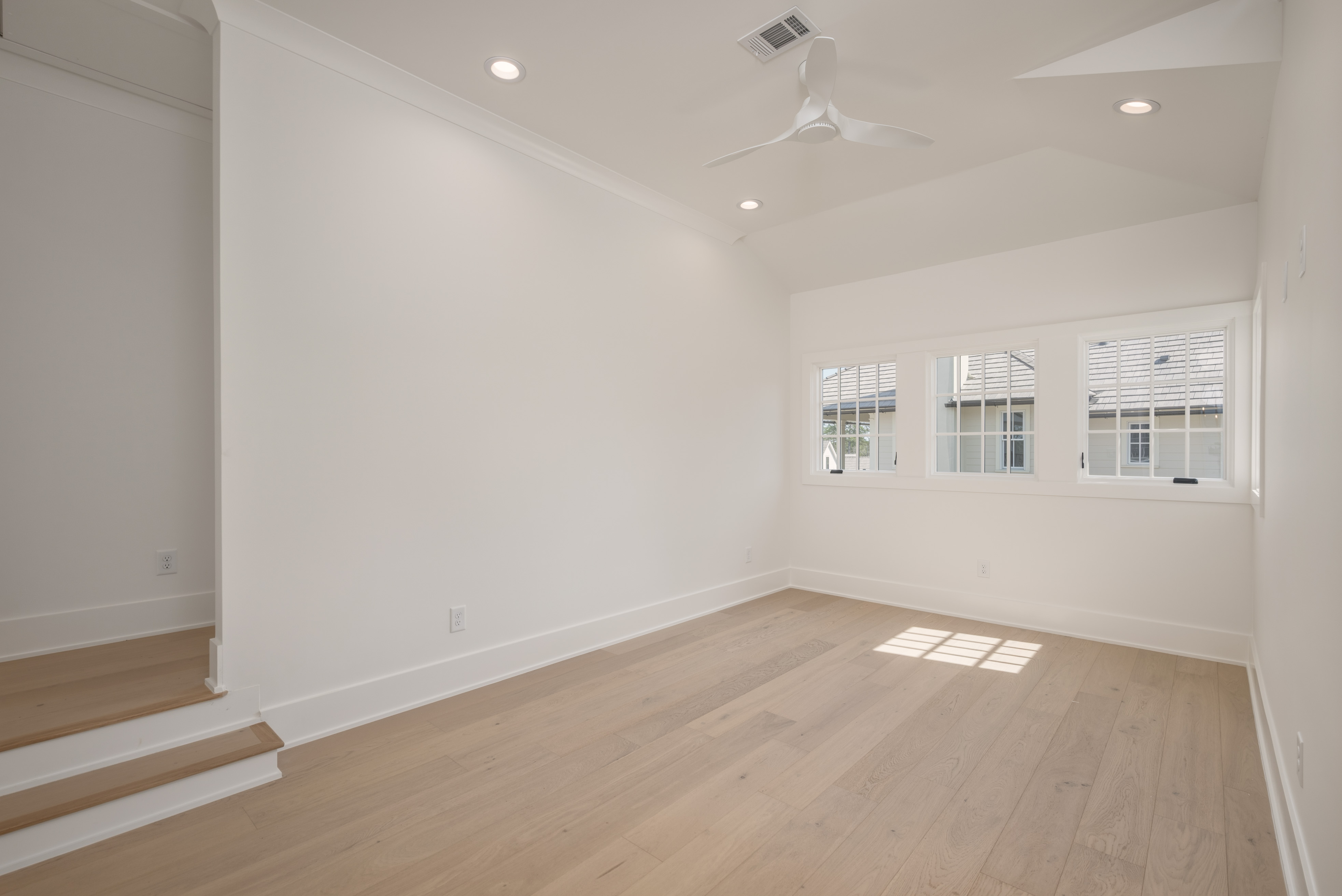 1541 Richland Pointe image 20